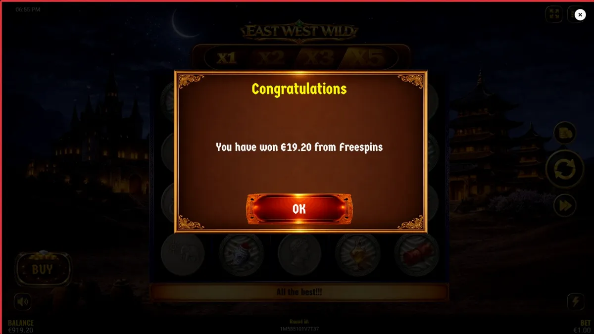 Tampilan visual slot East West Wild dengan tema Jalur Sutra dan simbol emas.